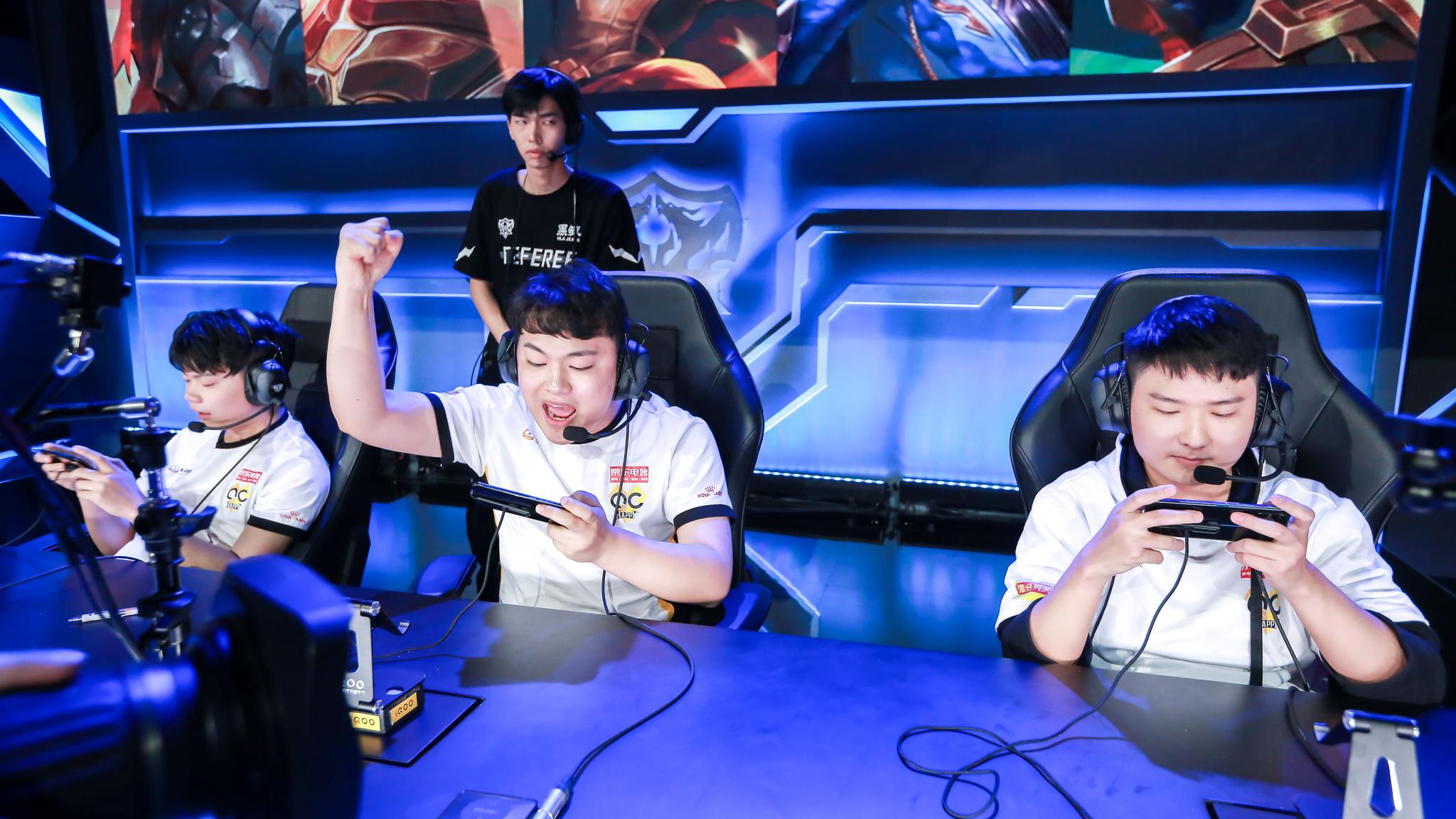 Astralis 和 Heroic 争夺 IEM Dallas 2025 的最后一个名额 - IEM Dallas 2025 结果：欧洲预选赛