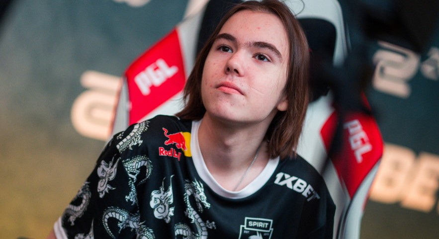 IG赛后群访：大家一直都在汲取经验，很敢操作